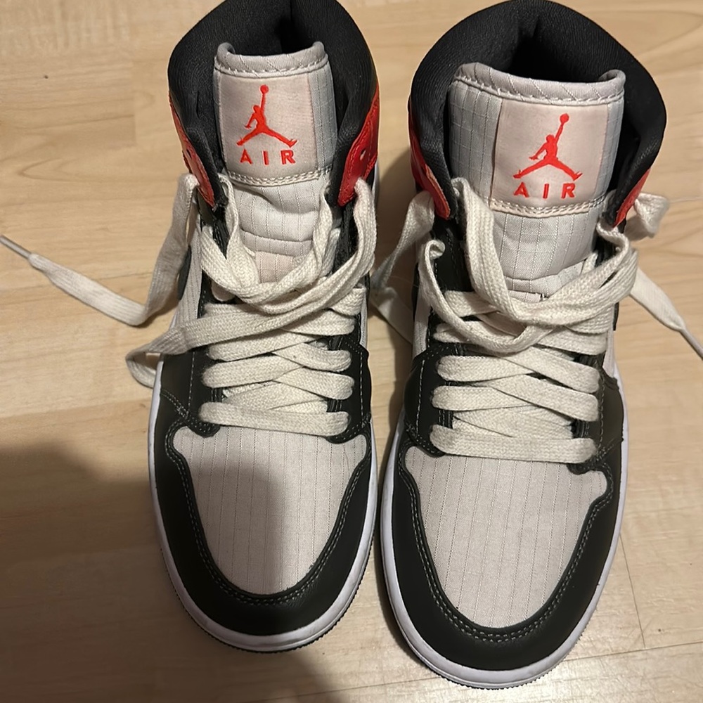 Like New, Only Worn Once - image 1